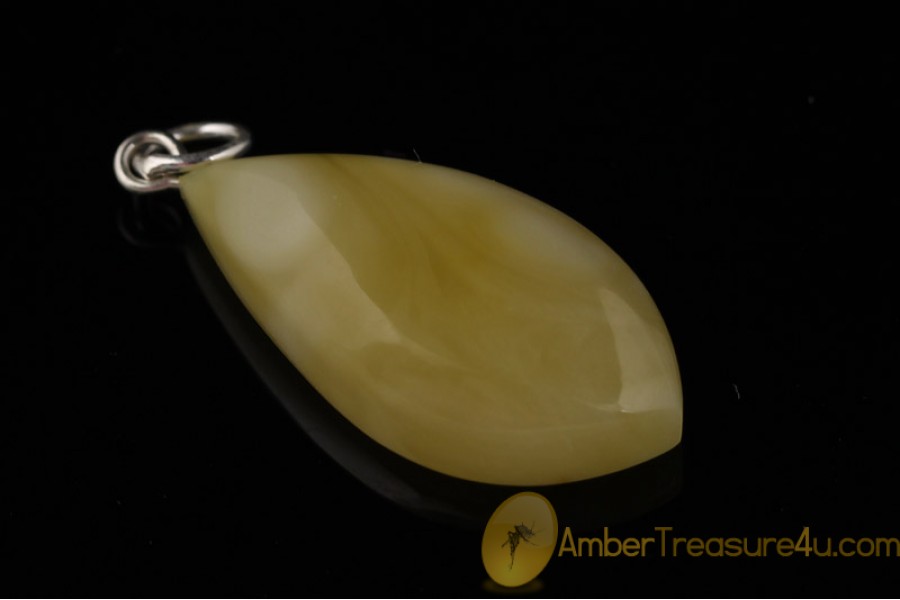 BUTTER  Color  Genuine BALTIC AMBER Silver Pendant