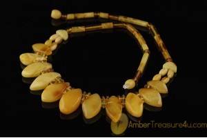  BUTTER & HONEY COLOR Genuine BALTIC AMBER Choker