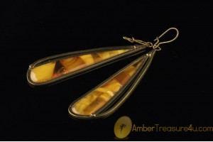 Vintage BALTIC AMBER Dangle Earrings 