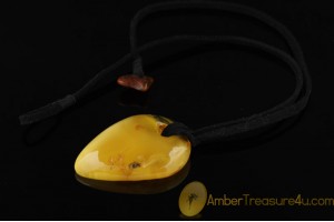 Butter Color Large Genuine BALTIC AMBER Pendant on Velvet String