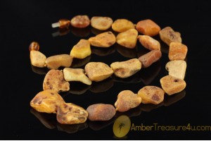 Natural Sea Pieces  Genuine BALTIC AMBER Necklace