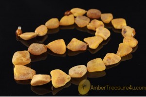 Natural Sea Pieces  Genuine BALTIC AMBER Necklace