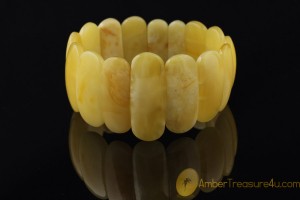 Large Butter Color  Genuine BALTIC AMBER Stretch Bracelet 