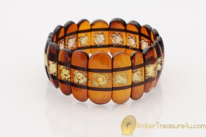 Excellent Large Carved Genuine BALTIC AMBER Stretch Bracelet