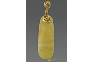 White Butter Genuine BALTIC AMBER Pendant 4.3g 