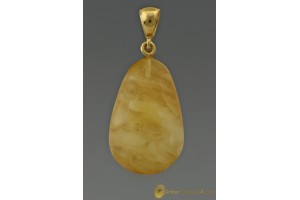 Butter White Genuine BALTIC AMBER Pendant 2.4g 