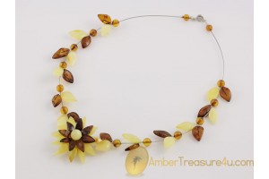 Beautiful Flower Genuine BALTIC AMBER Necklace 28