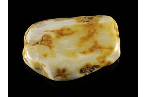 Royal white Polished Large Genuine BALTIC AMBER Stone